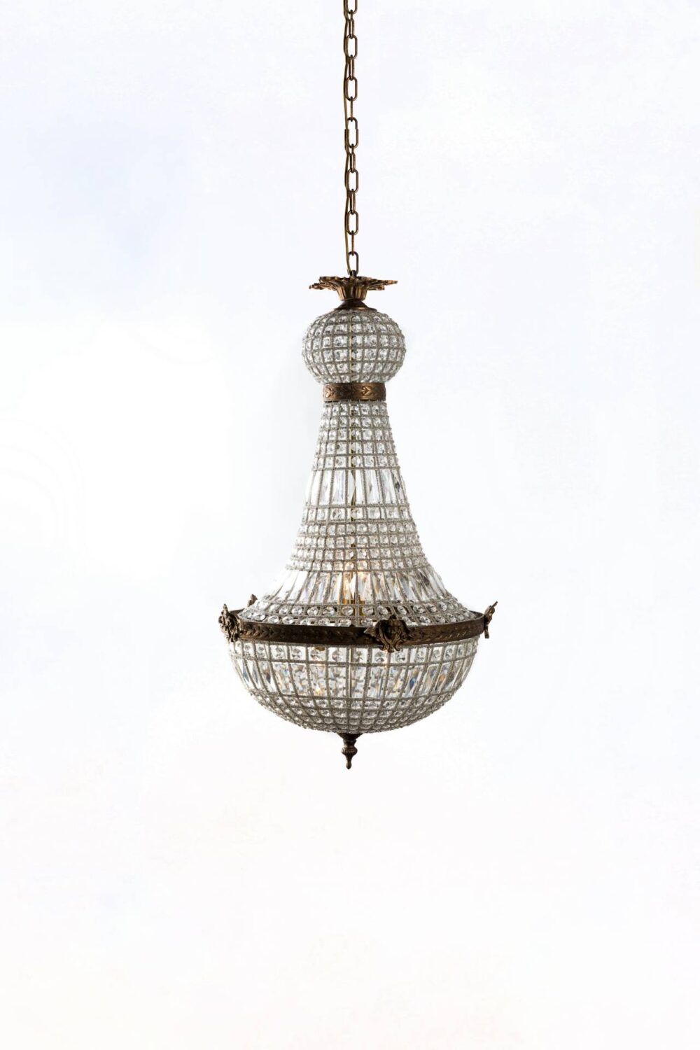 Ref. 97M - Chandelier Montgolfiere (50x100)