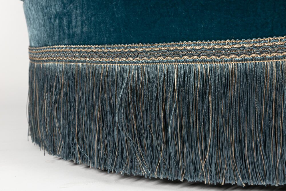 Ref. 2299 - Round Sofa - Blue - Silk velvet - Image 5