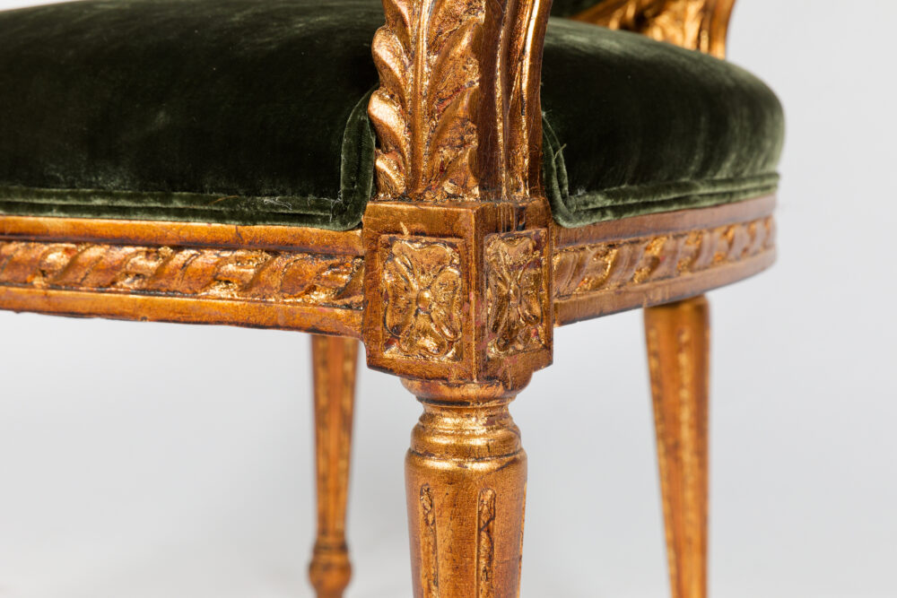 Ref. 2426 - Fauteuil Gordella - Velours de soie - Vert – Image 8